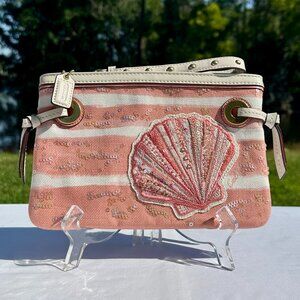 NWOT Coach Audrey Pink Coral Sequin Beaded Seashell Large Wristlet 47268
